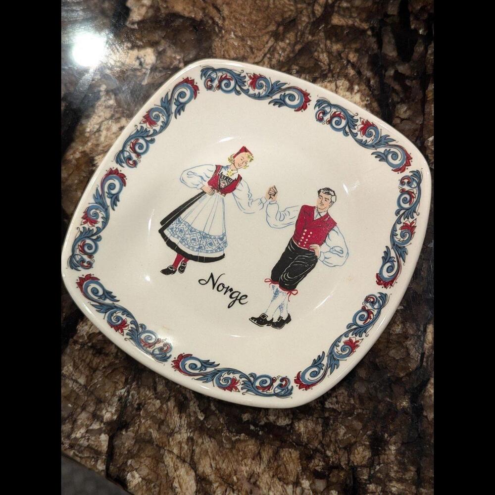 Collectable Plate from Norway - Picture 5 of 8